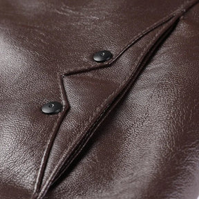 Jaqueta De Couro Masculina Piannaro PN169 em couro genuíno com design clássico e elegante.