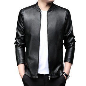 Jaqueta De Couro Masculina Piannaro PN169 em couro genuíno com design clássico e elegante.