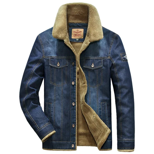 Jaqueta Jeans Masculina Acolchoada Piannaro PN136 em fundo neutro