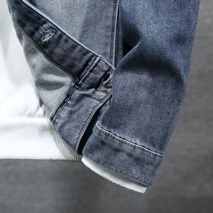 Jaqueta Jeans Masculina Piannaro PN153 com jeans premium, forro térmico e corte ajustado. Elegância e conforto para o dia a dia.