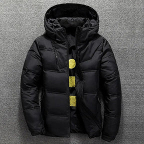 Jaqueta Masculina Puffer Piannaro PN161 em poliéster com forro acolchoado e zíper de alumínio.