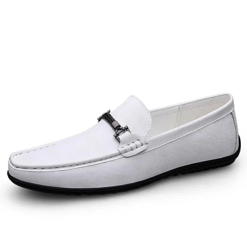 Mocassim Masculino em Couro Piannaro PN042 em design clássico e versátil