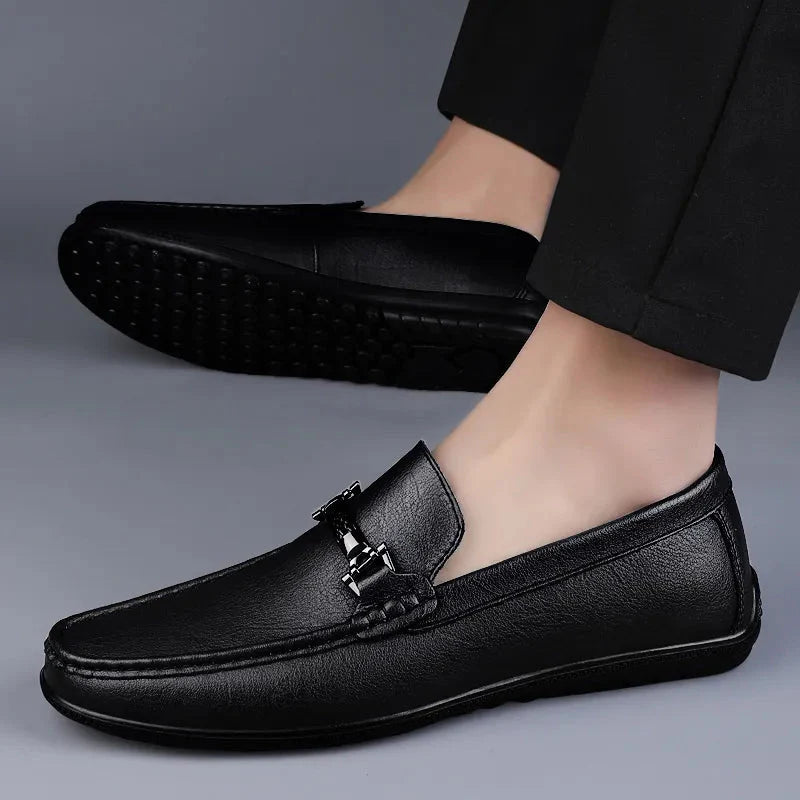 Mocassim Masculino em Couro Piannaro PN042 em design clássico e versátil