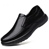 Mocassim Masculino Piannaro PN065 em couro marrom com design clássico.