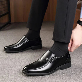 Mocassim Masculino Piannaro PN066 em couro, elegante e confortável.