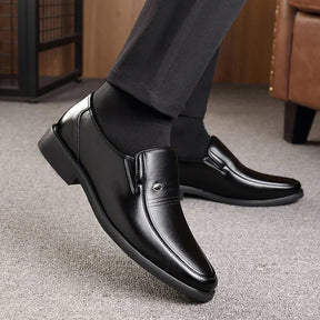 Mocassim Masculino Piannaro PN066 em couro, elegante e confortável.