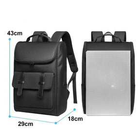Mochila Casual Impermeável Piannaro PN416 em fundo neutro, destacando seu design elegante e funcional.