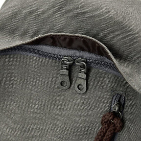 Mochila de Lona Piannaro PN426 com design casual e alças ergonômicas.