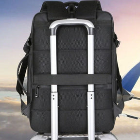 Mochila de Viagem Expansiva Piannaro PN424 com design moderno e funcional.