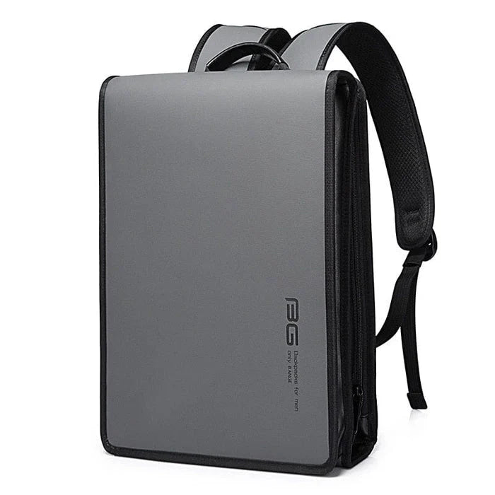 Mochila Executiva Piannaro PN414, ideal para notebooks de 15", impermeável, com design moderno e costas respiráveis.