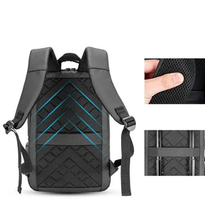 Mochila Executiva Impermeável Piannaro PN419 com porta USB e espaço para notebook de 15,6".