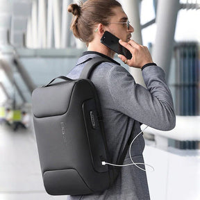 Mochila Executiva Piannaro PN401 com porta USB e trava TSA, ideal para notebooks de 15".