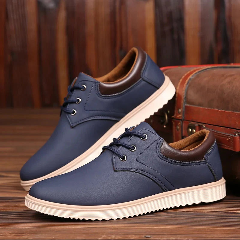 Sapatênis Masculino de Couro Piannaro PN079 com design sofisticado.