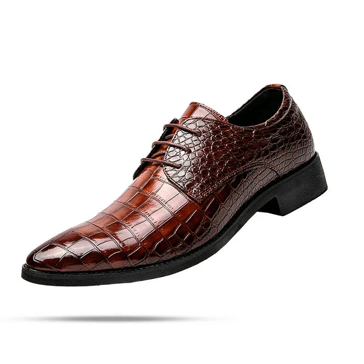 Sapato Masculino Derby Piannaro PN363 em couro texturizado, disponível em preto e marrom.