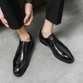 Sapato Masculino Derby Piannaro PN358 em couro preto com cadarço trançado.