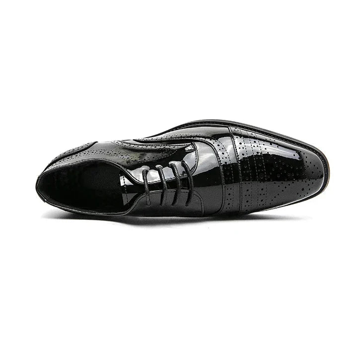 Sapato Masculino Derby Piannaro PN358 em couro preto com cadarço trançado.