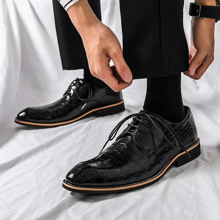 Sapato Masculino Derby em Couro Piannaro PN361 em preto e marrom