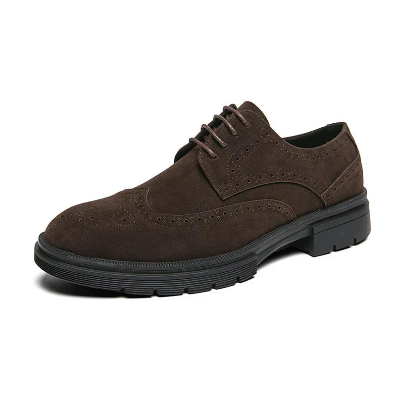 Sapato Masculino em Camurça Piannaro PN061 com design clássico e elegante