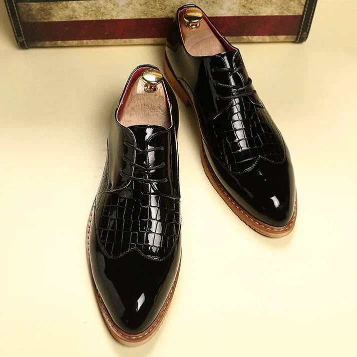 Sapato Masculino em Couro Derby Piannaro PN357 em preto e branco