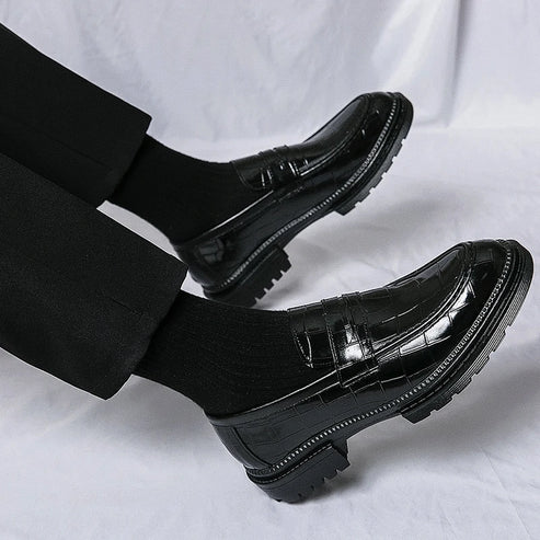 Sapato Masculino Loafer Piannaro PN345 em couro premium, elegante e confortável.