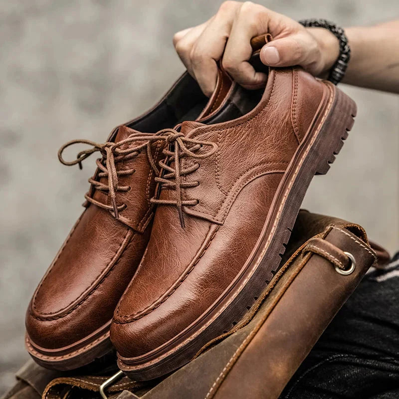 Sapato Masculino em Couro Piannaro PN064 com design elegante e confortável