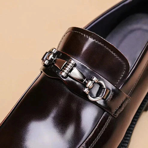 Sapato Masculino Loafer em Couro Piannaro PN344 em cores vinho tinto e preto