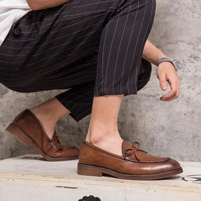 Sapato Masculino Loafer Piannaro PN347 em couro, disponível em marrom e preto.