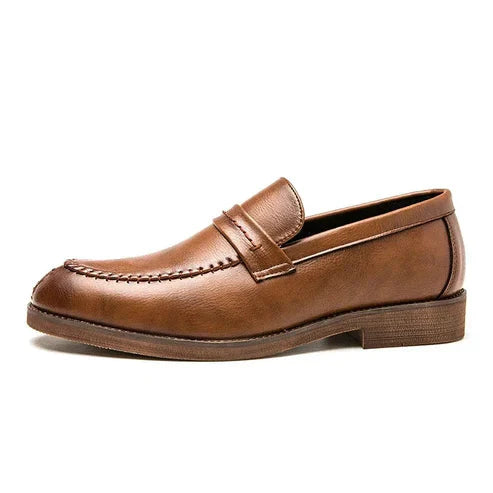 Sapato Masculino Loafer Piannaro PN348 em couro, design sofisticado.