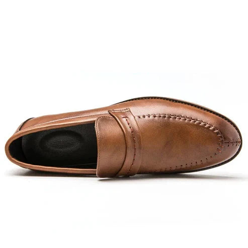 Sapato Masculino Loafer Piannaro PN348 em couro, design sofisticado.