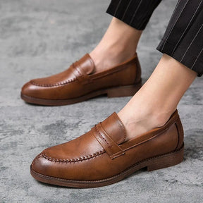 Sapato Masculino Loafer Piannaro PN348 em couro, design sofisticado.