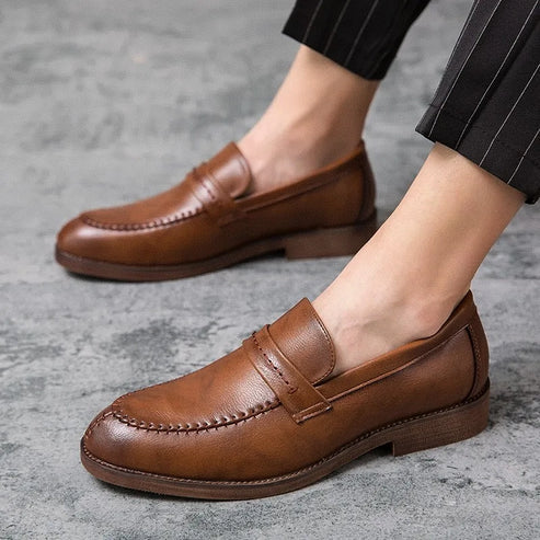 Sapato Masculino Loafer Piannaro PN348 em couro, design sofisticado.