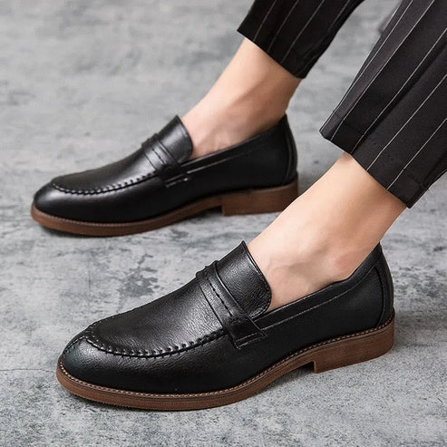 Sapato Masculino Loafer Piannaro PN348 em couro, design sofisticado.