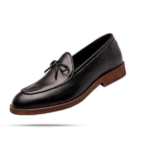 Sapato Masculino Loafer Piannaro PN347 em couro, disponível em marrom e preto.