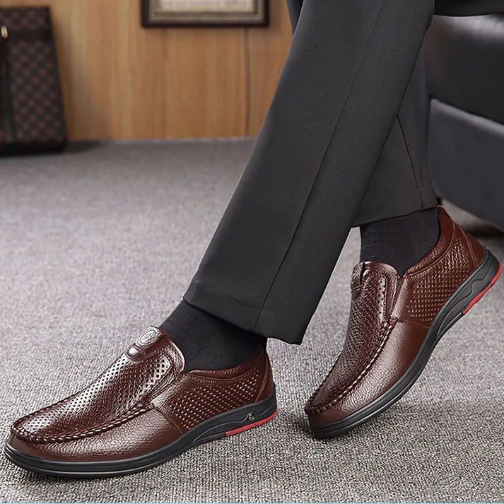 Sapato Mocassim Masculino em Couro Piannaro PN337 com design elegante.