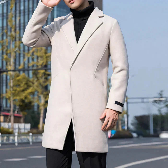 Sobretudo Masculino Piannaro PN215 em lã com design sofisticado.