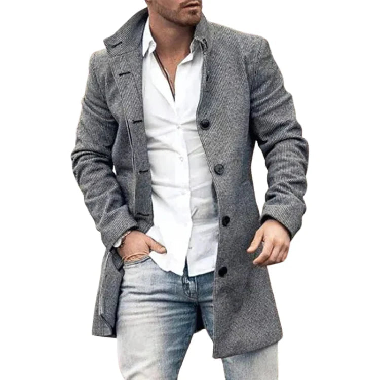 Sobretudo Masculino em Lã Piannaro PN206 com design elegante e proteção térmica.