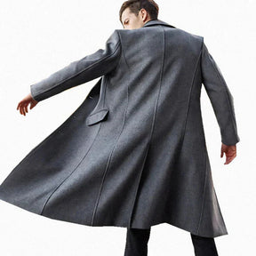 Sobretudo Masculino em Lã Piannaro PN207: Elegância e conforto para o inverno.