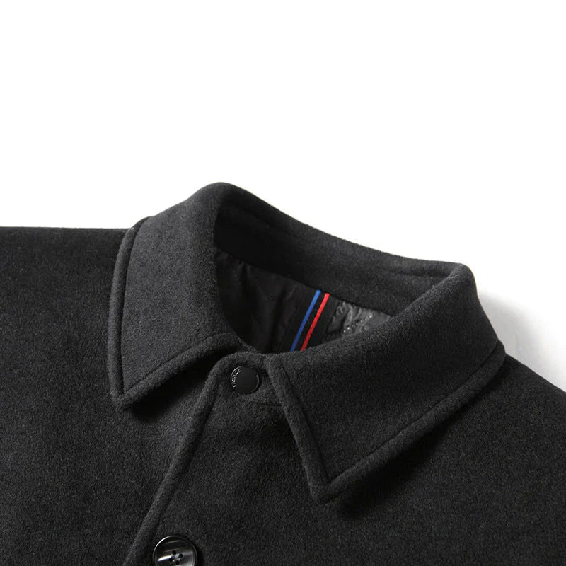 Sobretudo Masculino em Lã Piannaro PN238 com gola polo e corte slim.