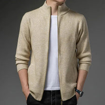Suéter Masculino Piannaro PN183 com design slim fit e gola alta.