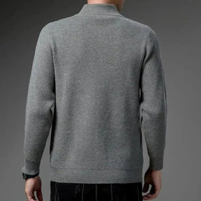 Suéter Masculino Piannaro PN183 com design slim fit e gola alta.