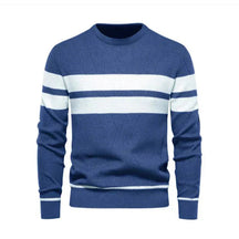 Suéter Masculino em Lã Piannaro PN176 com modelagem slim fit e gola redonda.