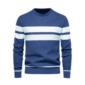 Suéter Masculino em Lã Piannaro PN176 com modelagem slim fit e gola redonda.