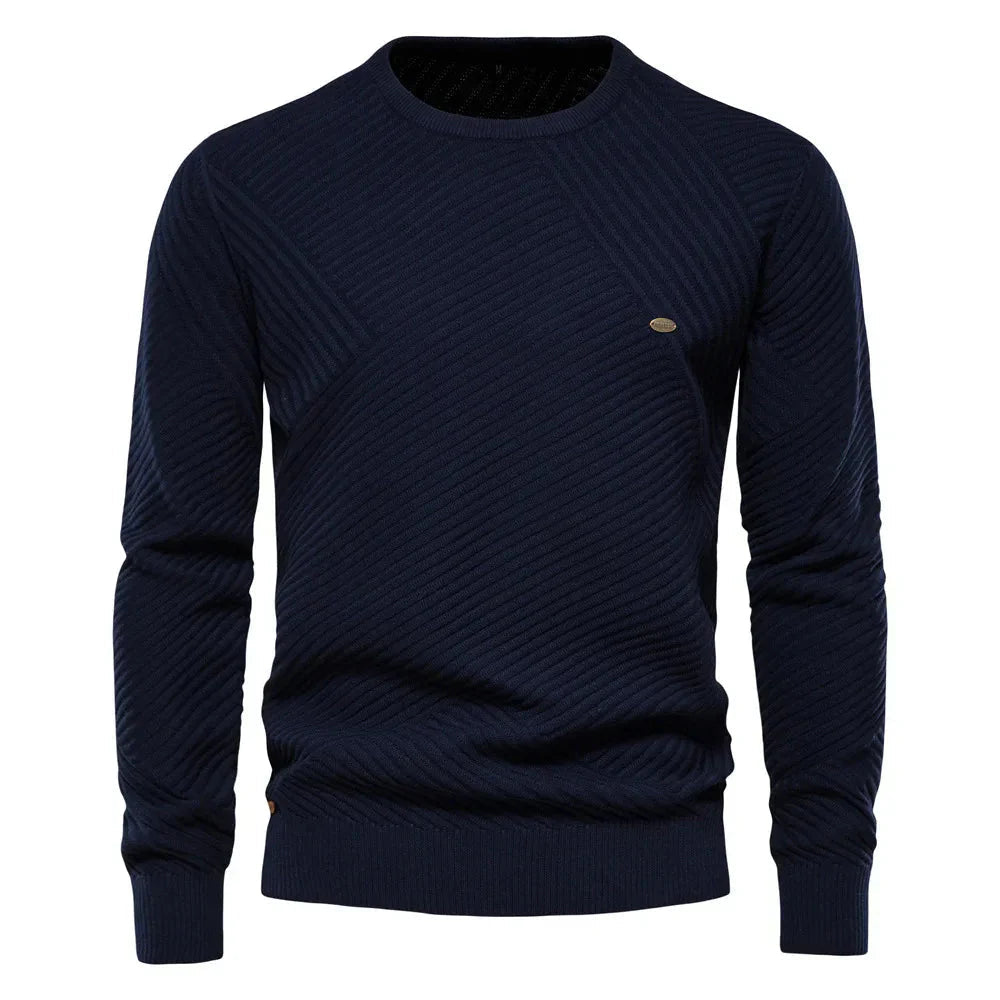 Suéter Masculino em Lã Piannaro PN175 com modelagem slim fit e gola redonda.