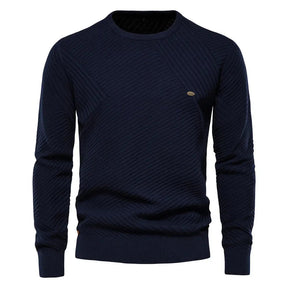 Suéter Masculino em Lã Piannaro PN175 com modelagem slim fit e gola redonda.