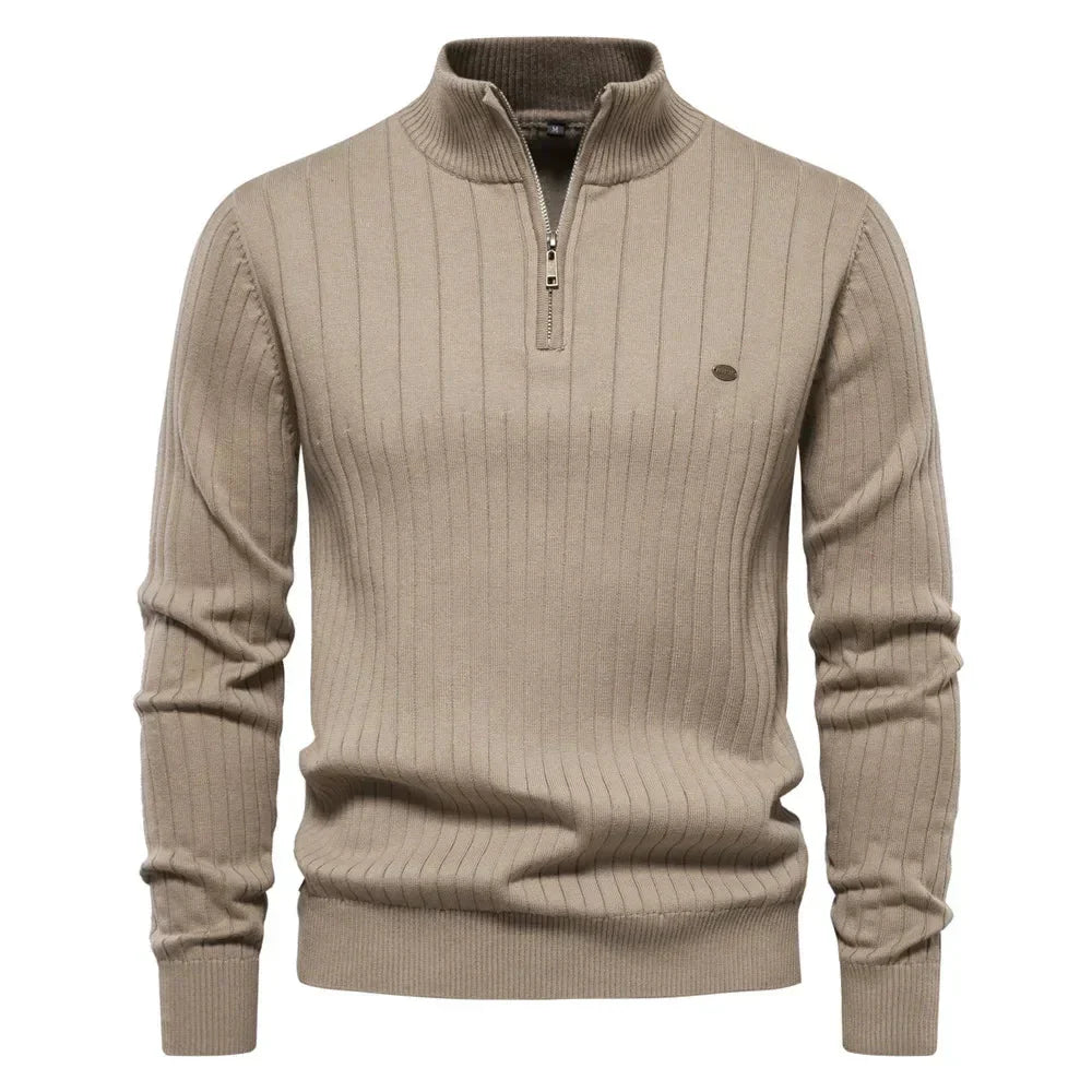Suéter Masculino em Lã Piannaro PN173 com modelagem slim fit e gola V