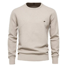 Suéter Masculino em Lã Piannaro PN175 com modelagem slim fit e gola redonda.
