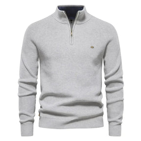 Suéter Masculino em Lã Piannaro PN173 com modelagem slim fit e gola V