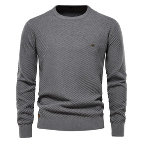 Suéter Masculino em Lã Piannaro PN175 com modelagem slim fit e gola redonda.