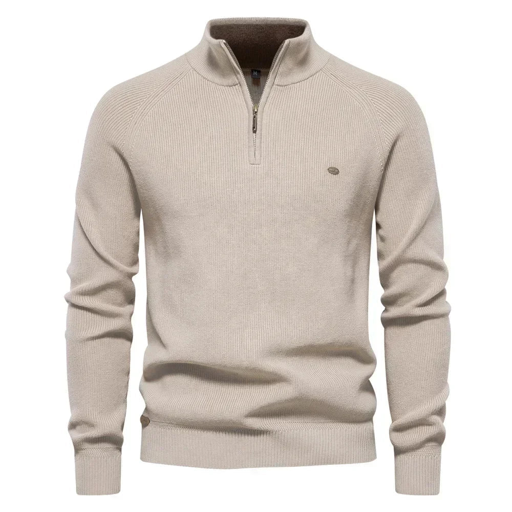 Suéter Masculino em Lã Piannaro PN173 com modelagem slim fit e gola V