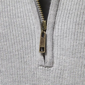 Suéter Masculino em Lã Piannaro PN173 com modelagem slim fit e gola V